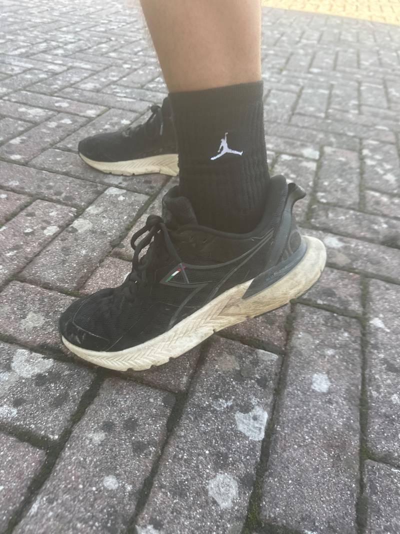 Diadora Mythos Blushield Fly