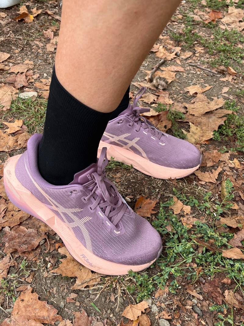 ASICS Novablast 6