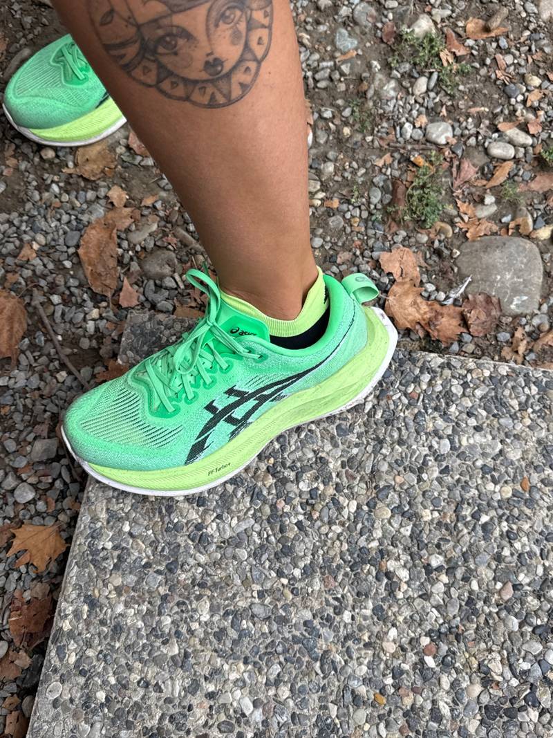 ASICS Superblast 2